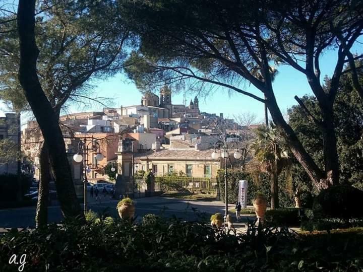 B&B Con Cucina La Ninfea Caltagirone Zewnętrze zdjęcie